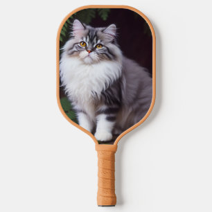 Banjo der Perser: Ein flauschiges Grau und Weiße F Pickleball Schläger