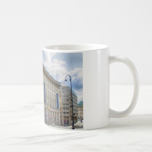 Bank Austria Kunstforum Kaffeetasse (Rechts)
