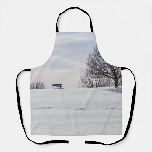 Bank on Snow Covered Hill Schürze (Vorderseite)