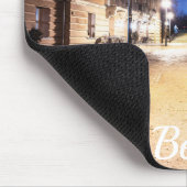 Bänke bei Spree in Berlin, Deutschland Mousepad (Ecke)