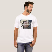 Banker in Moss Green T-Shirt (Vorne ganz)
