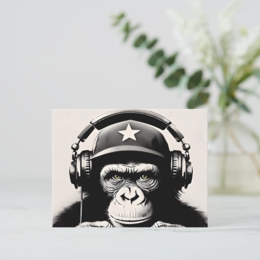 Banksy DJ Monkey Gorilla Postkarte (Stehend Vorderseite)