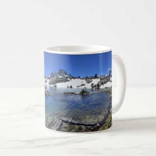 Banner Peak and a Mountain Lake - Sierra Nevada Kaffeetasse