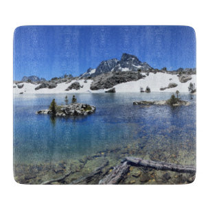 Banner Peak and a Mountain Lake - Sierra Nevada Schneidebrett