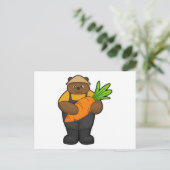 Bär als Bauer mit Karotte Postkarte (Stehend Vorderseite)