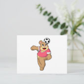 Bär als Fußballspieler mit Fußball.PNG Postkarte (Stehend Vorderseite)