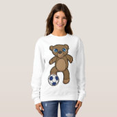 Bär als Fußballspieler mit Fußball Sweatshirt (Vorne ganz)