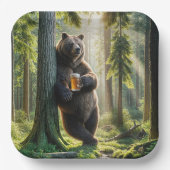 Bär, der im Wald ein Bier hält Pappteller (Vorderseite)
