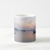 Bar Harbour Ships at Sunrise I Kaffeetasse (Mittel)