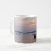 Bar Harbour Ships at Sunrise II Kaffeetasse (Vorderseite Links)