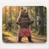 Bär hebt Gewichte in einem sonnigen Wald Mousepad (Vorne)