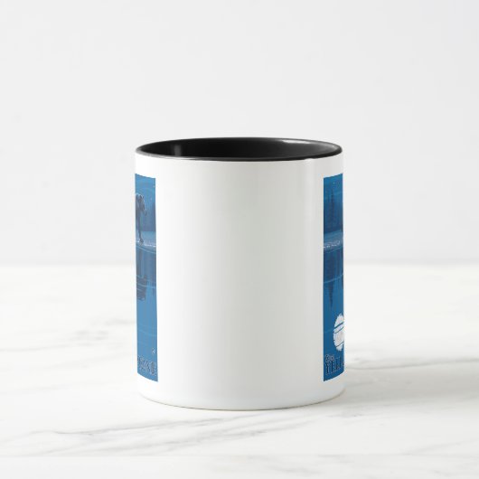 Bär im Mondlicht - West Yellowstone, Montana Tasse (Zentrum)