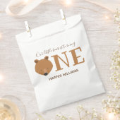 Bär macht ein Süße Tier ersten Geburtstag Geschenktütchen (Ausgeschnitten)