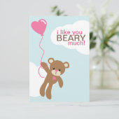 Bär mit Herz-Shaped Balloon Valentines Einladung (Stehend Vorderseite)