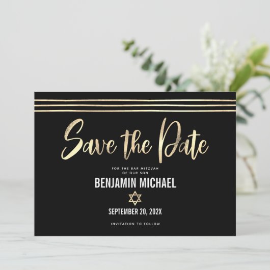 Bar Mitzvah Black Gold Foil Script Tallit Modern Save The Date (Stehend Vorderseite)