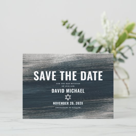 Bar Mitzvah Bold Modern Charcoal Gray Silver Foil Save The Date (Stehend Vorderseite)