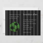 Bar Mitzvah Emerald Green und Black Soccer Ball Einladung (Vorderseite)