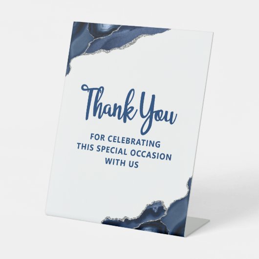 Bar Mitzvah Navy Blue Agate Script Simple Modern Sockelschild (Vorderseite)