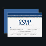 Bar Mitzvah Navy Blue Silver Tallit Script Bold RSVP Karte<br><div class="desc">Seien Sie stolz, freuen Sie sich und feiern Sie diesen Meilenstein Ihres Lieblings-Bar Mitzvah mit dieser coolen, einzigartigen, modernen, personalisierten UAWG Insert-Karte für Ihre Veranstaltung! Fett, marineblau Schrift Typografie und eine marineblau und Imitate silbergestreifte tallit inspiriert Grafik-Overlay ein einfacher, weißer Hintergrund. Personalisieren Sie den benutzerdefinierten Text mit dem Datum "Antwort...</div>