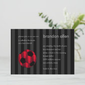 Bar Mitzvah Red and Black Soccer Ball Einladung (Stehend Vorderseite)