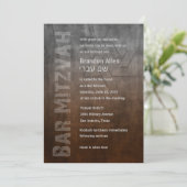 Bar Mitzvah Rugged Fade Rust Einladung (Stehend Vorderseite)