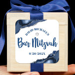 Bar Mitzvah Simple Modern Navy Blue Agate Script Quadratischer Aufkleber<br><div class="desc">Seien Sie stolz, freuen Sie sich und präsentieren Sie diesen Meilenstein Ihres Lieblings-Bar Mitzvah! Nutzen Sie diesen coolen, einzigartigen, modernen, personalisierten Aufkleber, um seinen besonderen Tag zu ergänzen. Navy Schrift Typografie und ein silberner Stern von David überlagern einen einfachen, weißen Hintergrund mit stählerblauen agate Felsen mit silbernen Imitaten. Personalisieren Sie...</div>