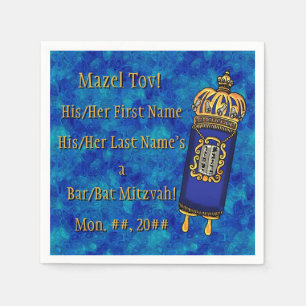 Bar-Schläger Mitzvah Torah auf blauem Serviette
