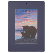 Bär und CUB - Latouche, Alaska Klemmbrett (Rückseite)