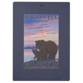 Bär und CUB - Wrangell, Alaska Klemmbrett (Rückseite)