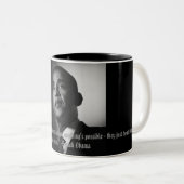Barack Obama "Amerikaner… glauben noch an… Zweifarbige Tasse (VorderseiteRechts)