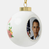 Barack Obama US-Präsident Weißes Haus Portrait Keramik Kugel-Ornament (Links)