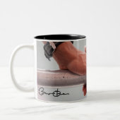 Barack und Michele Obamas Hände Zweifarbige Tasse (Links)