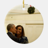 Barack und Michelle Mistletoe - Rd Ornament (Hinten)