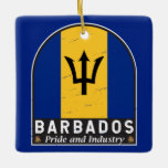 Barbados-Flag-Emblem gestört Vintag Keramikornament<br><div class="desc">Barbados Not leidendes Emblem mit der Flagge und dem Wappen.</div>