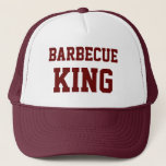 Barbecue King Funny Hat Truckerkappe<br><div class="desc">Barbecue King lustige LKW-Hut. Klicken Sie auf Anpassen, um Größe, Stil und Farbe des Schriftartes zu ändern. Wenn Sie Fragen oder Wünsche haben, kontaktieren Sie mich bitte. Dieses Bild kann auf vielen Produkten in meiner Galerie zur Verfügung gestellt werden. Besuchen Sie Smilin'Eyes Treasures , um mehr Blume- und Naturfotografie und...</div>