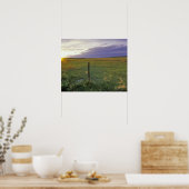 Barbed Wire Fenceline im Nordosten Montanas Poster (Küche)