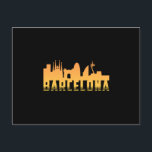 Barcelona Spanien Stadt Skyline Stadtscape Funny G Postkarte<br><div class="desc">Dieses coole Barcelona Shirt mit einem lustigen Zitat. Machen Sie eine Geschenkidee zum Geburtstag oder zu Weihnachten als phantastische Stadt in Shirt mit Zitaten,  Stadtbild,  Skyline Outfit oder Reise- und Reisedesign.</div>