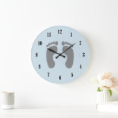 Bare Feet Prints Große Wanduhr (Zuhause)