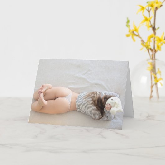 BARE HINTERN G-STRING STRAND MÄDCHEN GEGENSTÄNDIG KARTE (Gelbe Blume)