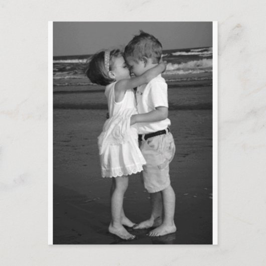 Barefoot 1st Kiss Postkarte (Vorderseite)