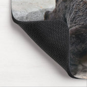 Bären auf einem Felsen Mousepad (Ecke)