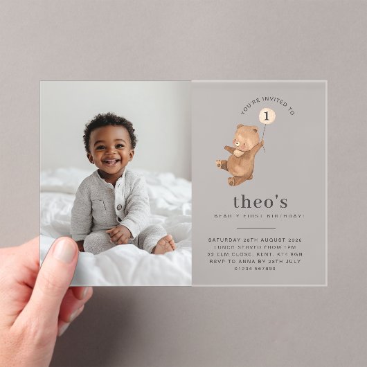 Bärencreme Ballon Foto 1. Geburtstag Einladung (Insitu (Handheld))