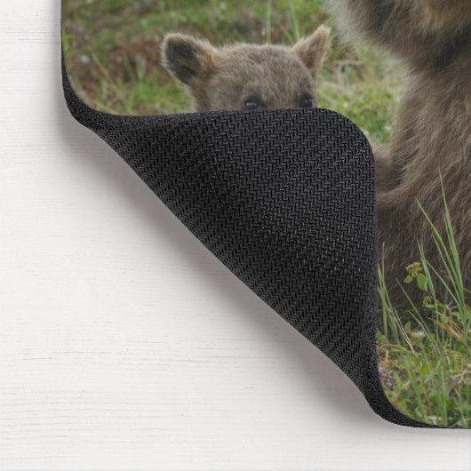 Bärenjungen mit ihrer Mutter Mousepad (Ecke)