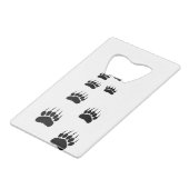 Bärenpaw Print Geldbeutel Flaschenöffner (Rückseite Schrägansicht)
