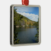 Bärensee im Rocky Mountain Nationalpark Ornament Aus Metall (Rechts)