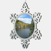 Bärensee im Rocky Mountain Nationalpark Schneeflocken Zinn-Ornament (Rechts)