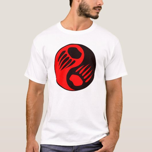 Bärentatze Yin Yang T-Shirt (Vorderseite)