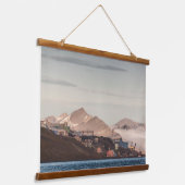 Barentsburg Svalbard Wandteppich Mit Holzrahmen (Gewinkelt)
