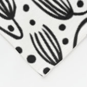 Barkcloth Style Pattern - Schwarz auf Weiß Fleecedecke (Ecke)
