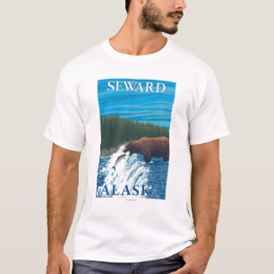 Bärn-Fischen im Fluss- Seward, Alaska T-Shirt